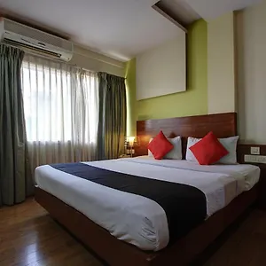 Hotel Collection O 29684 Hotel Vikram Palace & Restaurant, Dayal Bagh